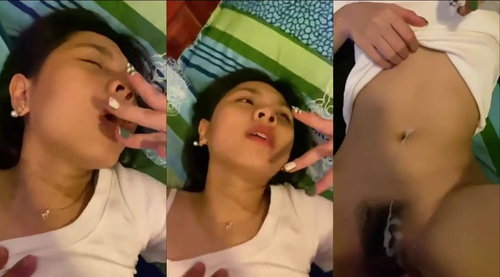 Anh bắn vào trong là xong rồi bắn ra ngoài bẩn hết áo em